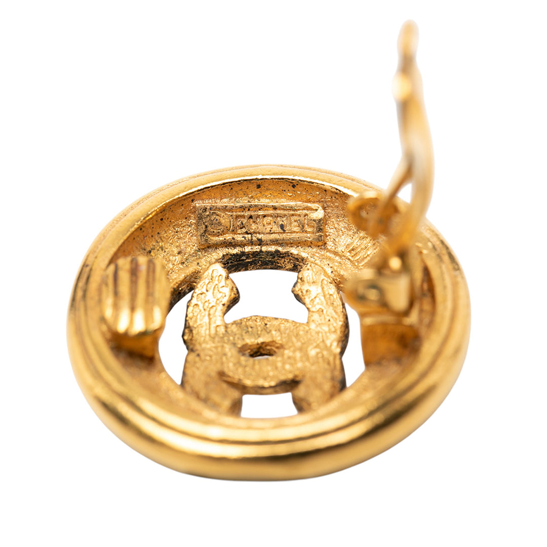Chanel CC plaqué Rond Clip on Boucles d’oreilles