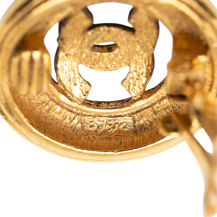Chanel CC plaqué Rond Clip on Boucles d’oreilles