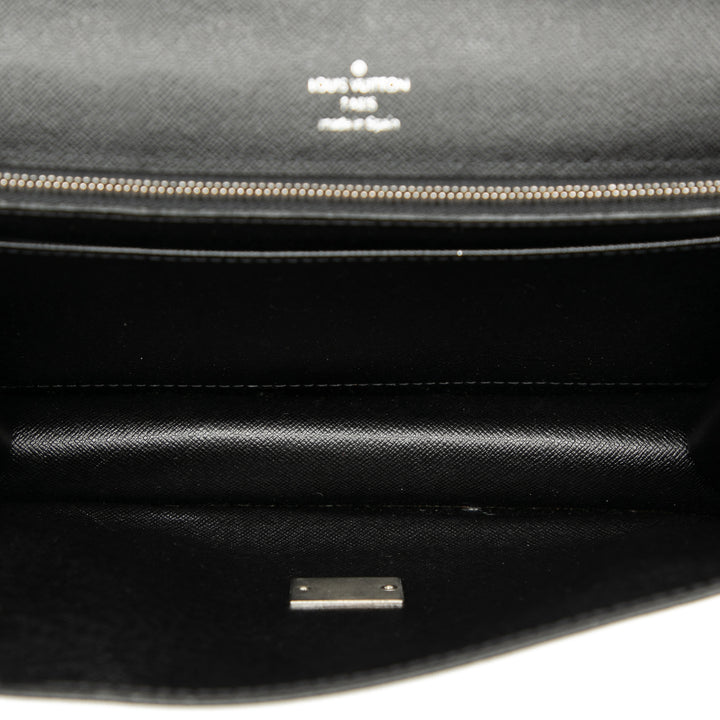 Louis Vuitton Taiga Selenga