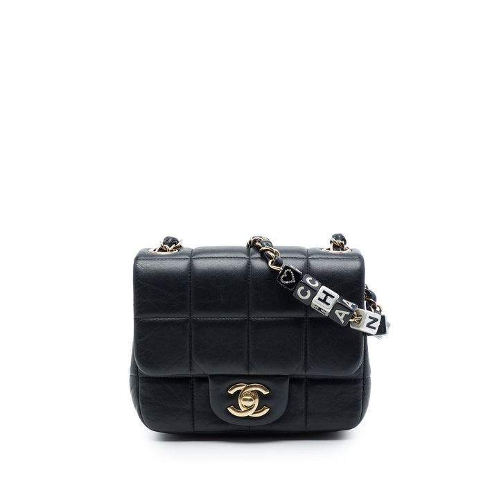 Chanel Matelassé Resin Cristal Carré Monacoco à rabat Mini Cuir d'agneau