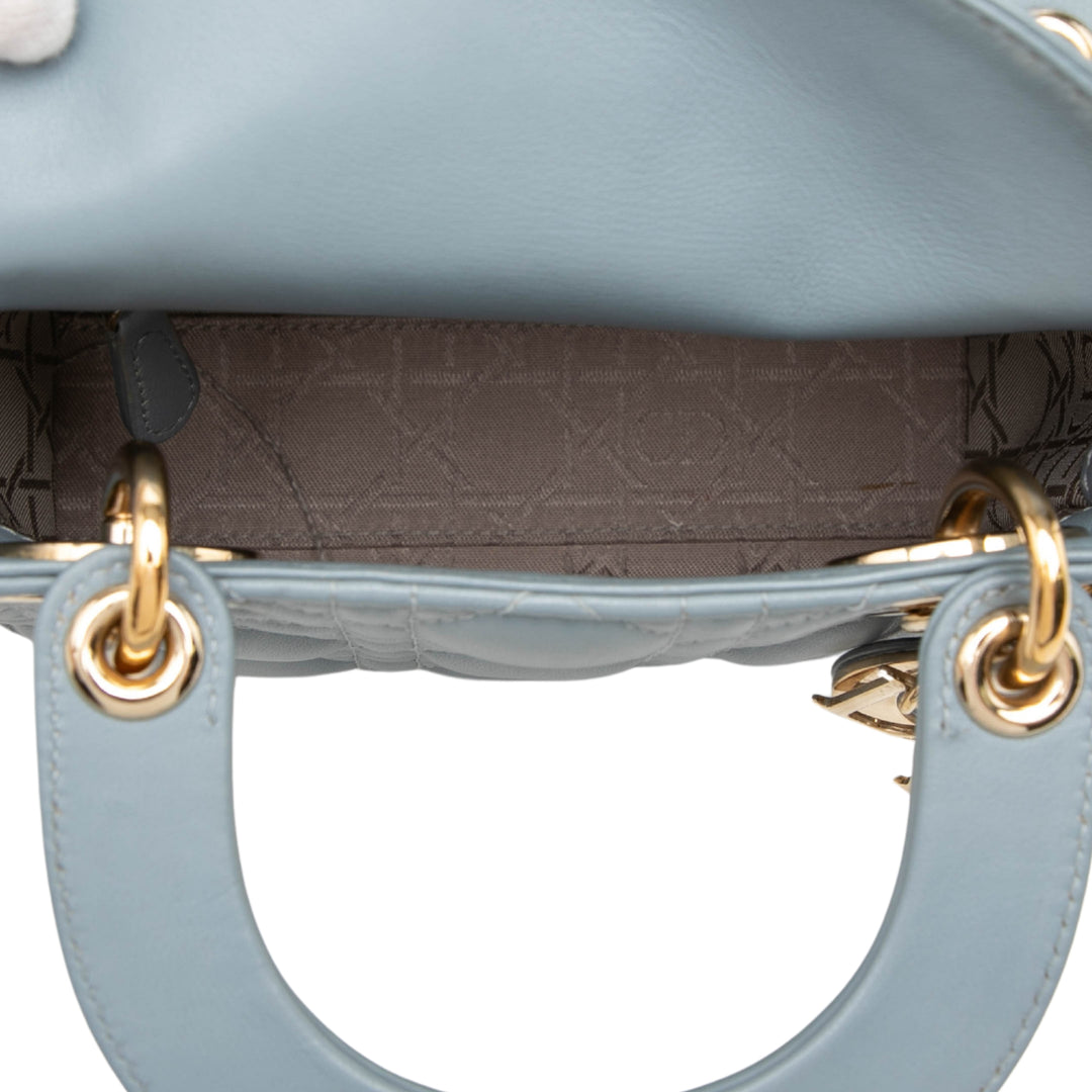 Dior Lady Dior Cannage Mini Cuir d'agneau Bleu – vue 4 – GABY PARIS