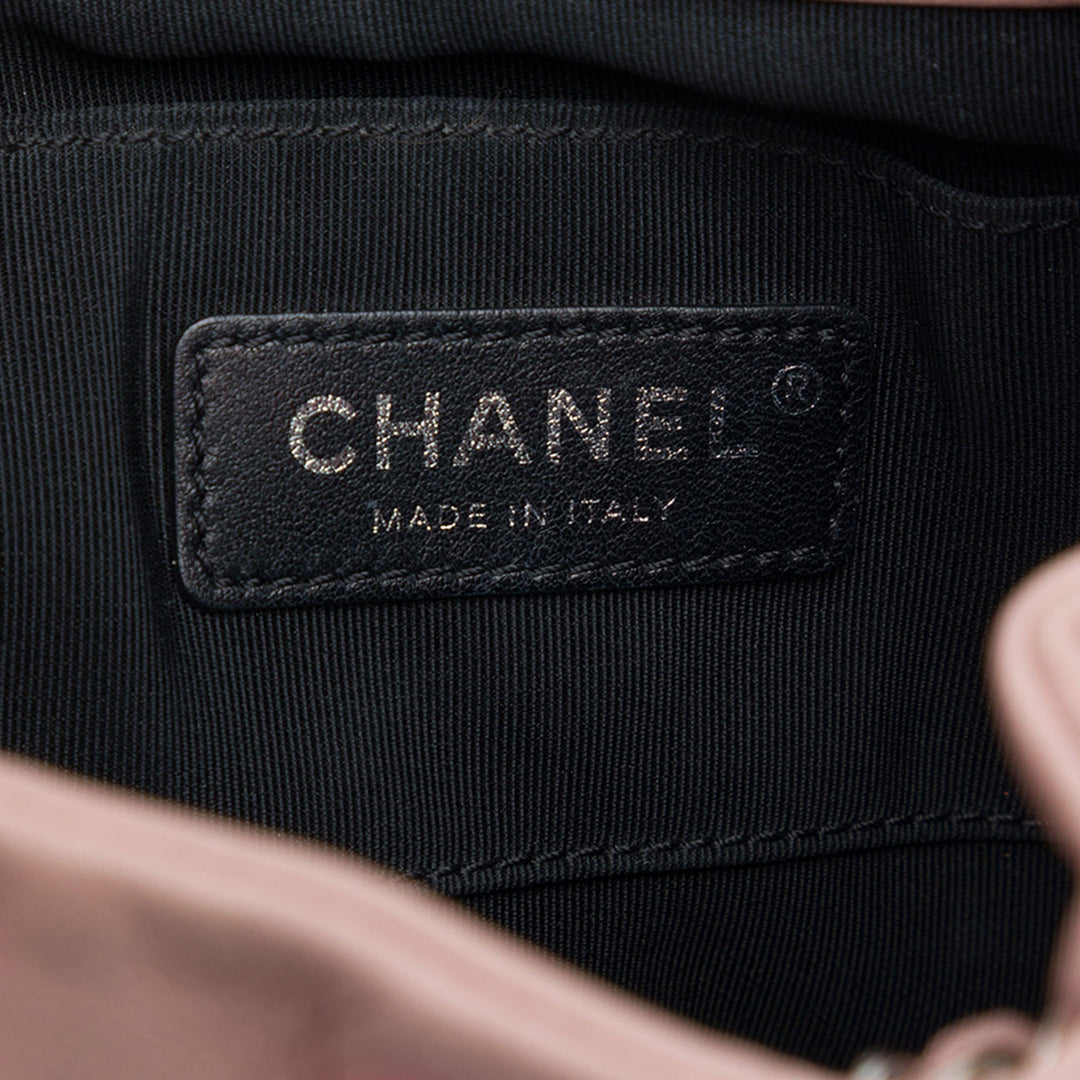 Chanel Sac à main CC Multicolor Matelassé Cuba à cordon seau Cuir d'agneau Noir – vue 5 – GABY PARIS