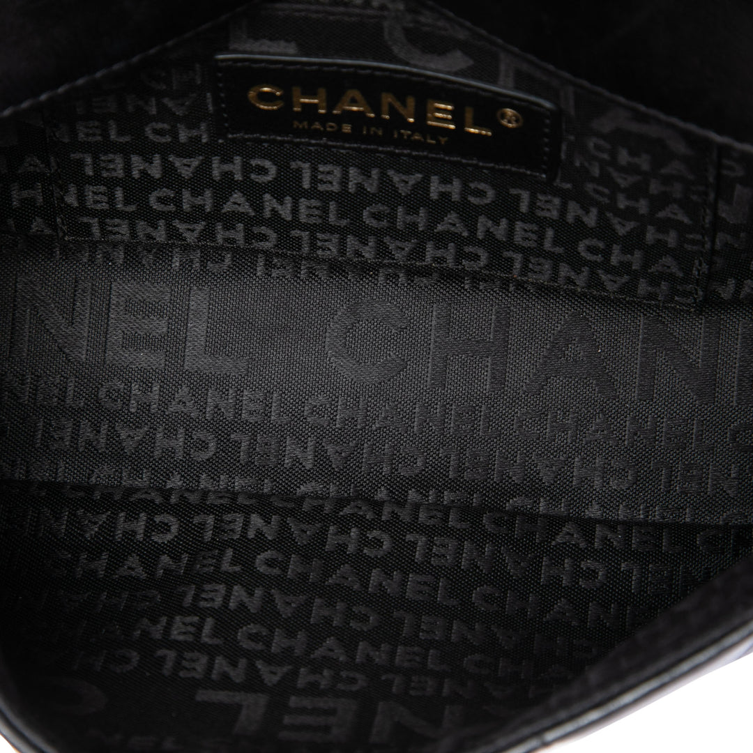 Chanel Sac bandoulière CC Chocolate Bar Camellia à rabat Mini Cuir d'agneau Noir – vue 4 – GABY PARIS