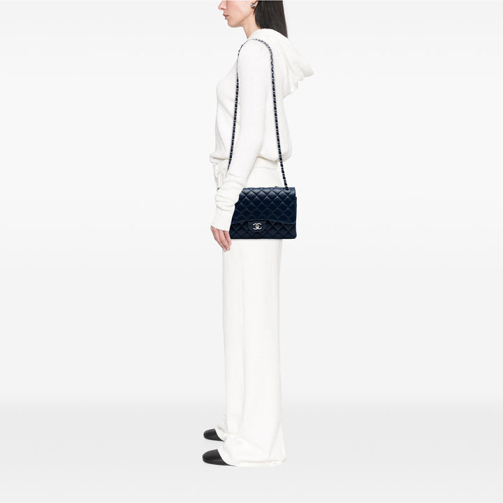 Chanel Jumbo Classic Cuir d’agneau Double rabat Bleu – GABY PARIS Authentique