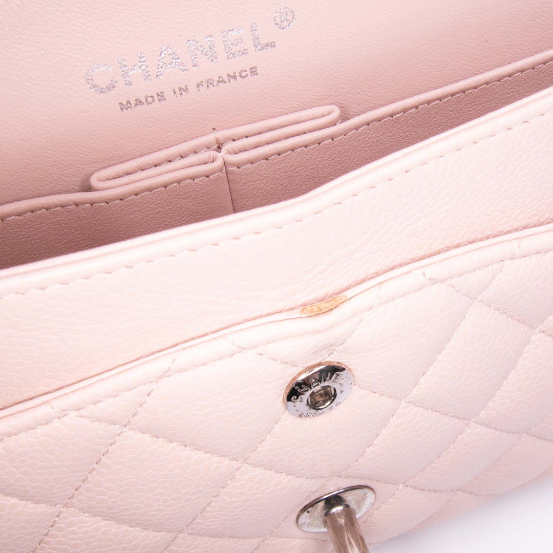 Medium Classic Caviar Double Flap Pink - Gaby Paris