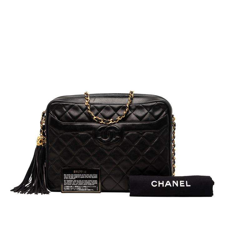 Chanel Medium CC Matelassé Cuir d’agneau Pompon Sac caméra