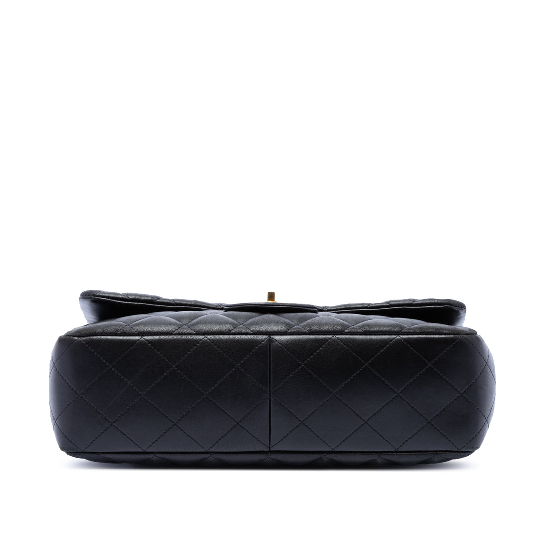 Chanel Jumbo Classic Cuir d’agneau Simple rabat