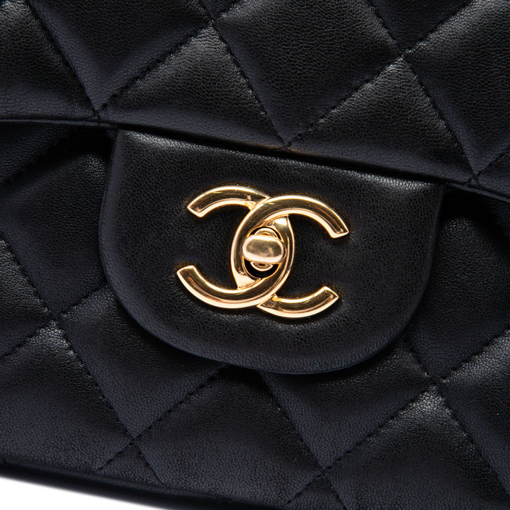 Chanel Jumbo Classic Cuir d’agneau Simple rabat