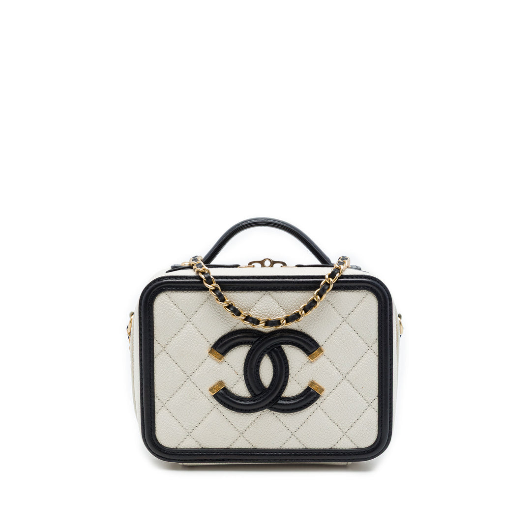 Chanel CC Filigree Vanity Petit Cuir caviar Noir – vue principale – GABY PARIS