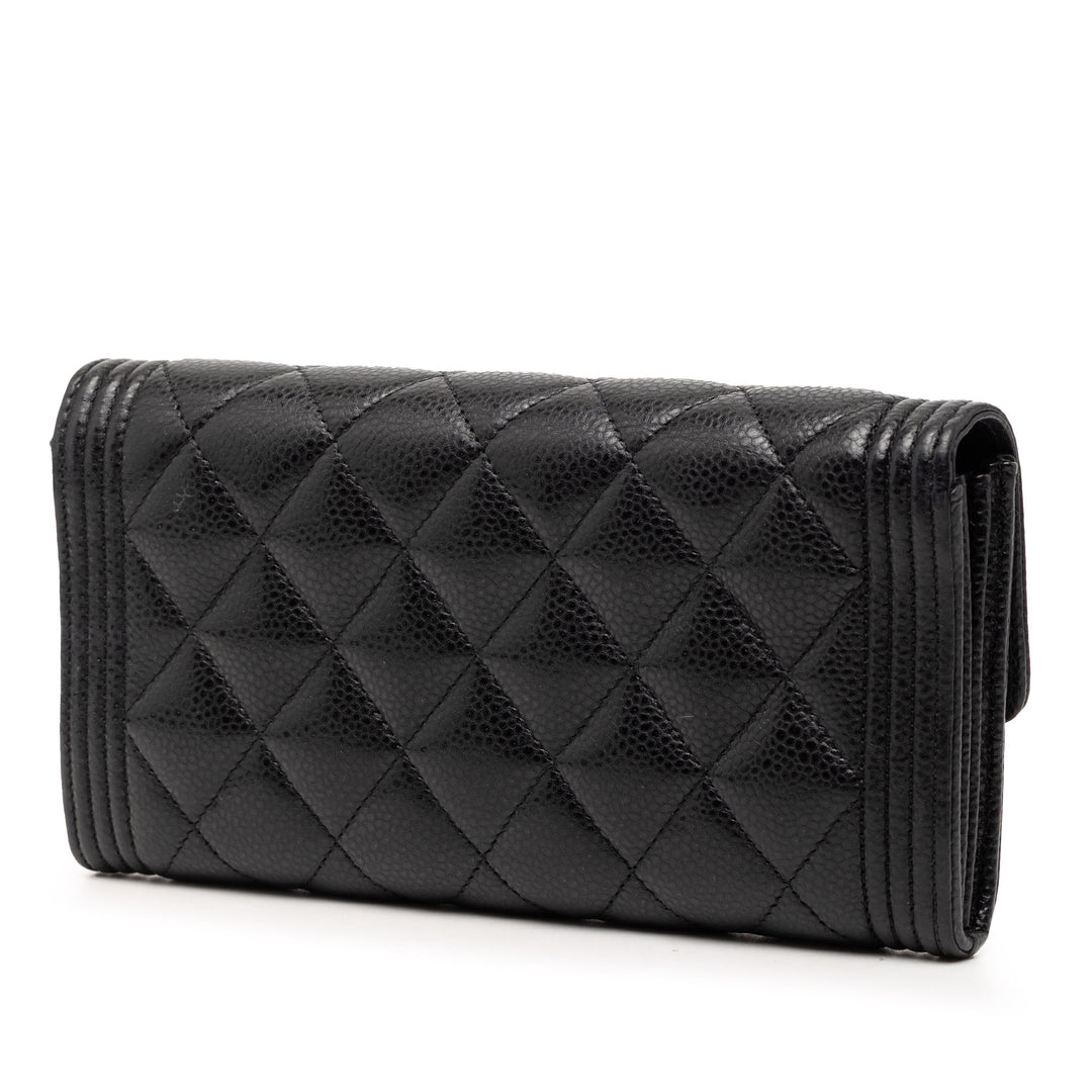 Chanel Matelassé Caviar Boy Portefeuille long