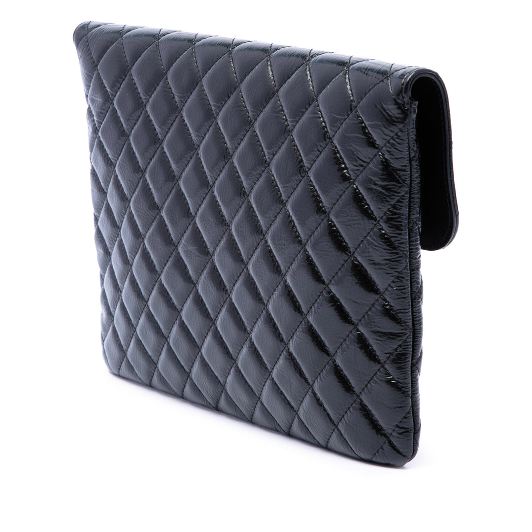 Chanel CC Matelassé Cuir verni à rabat Pochette
