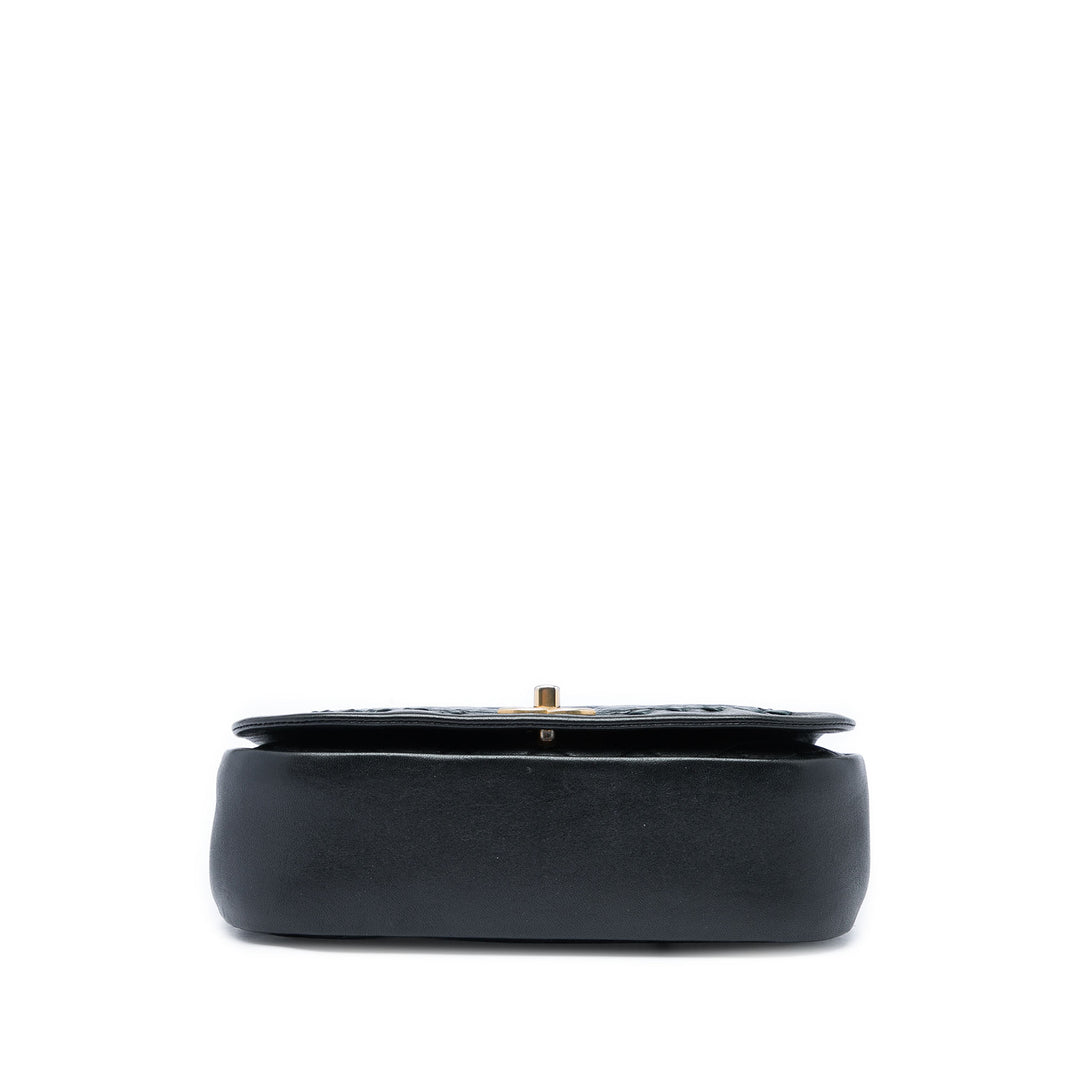 Chanel CC Matelassé Bicolore Braided Saddle à rabat Petit Cuir d'agneau Noir