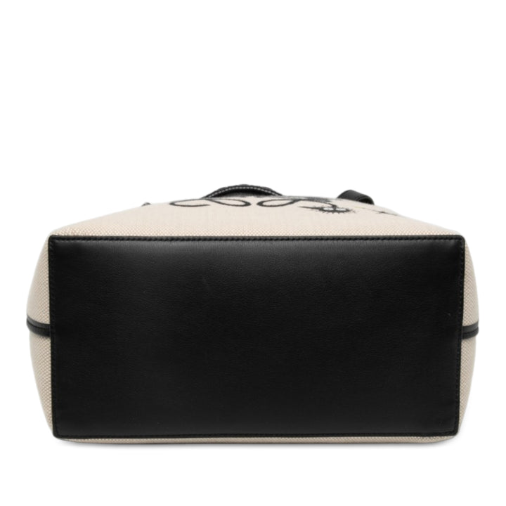 LOEWE Cabas Studio Ghibli Spirited Away Susuwatari Anagram Beige – vue 3 – GABY PARIS