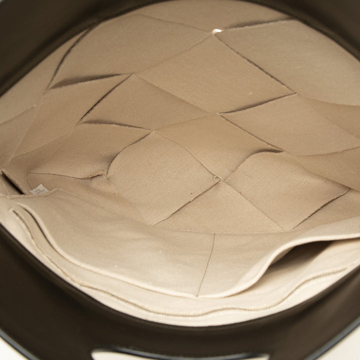 Bottega Veneta Intrecciato Slip Cabas Moyen Beige – vue 4 – GABY PARIS
