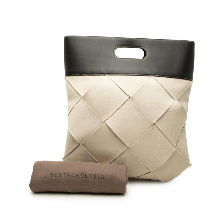 Bottega Veneta Intrecciato Slip Cabas Moyen Beige – vue 7 – GABY PARIS