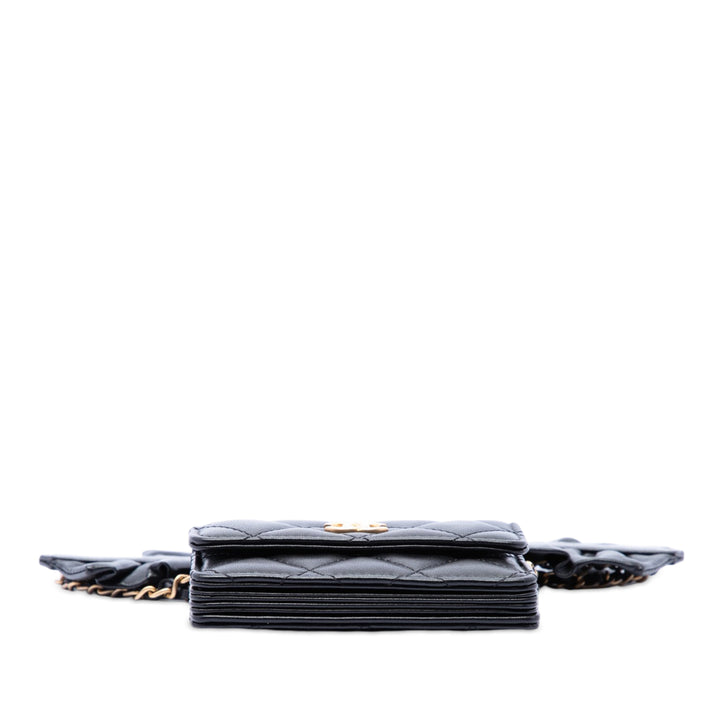 Chanel Matelassé Cuir d’agneau Romance Card Holder On Chain