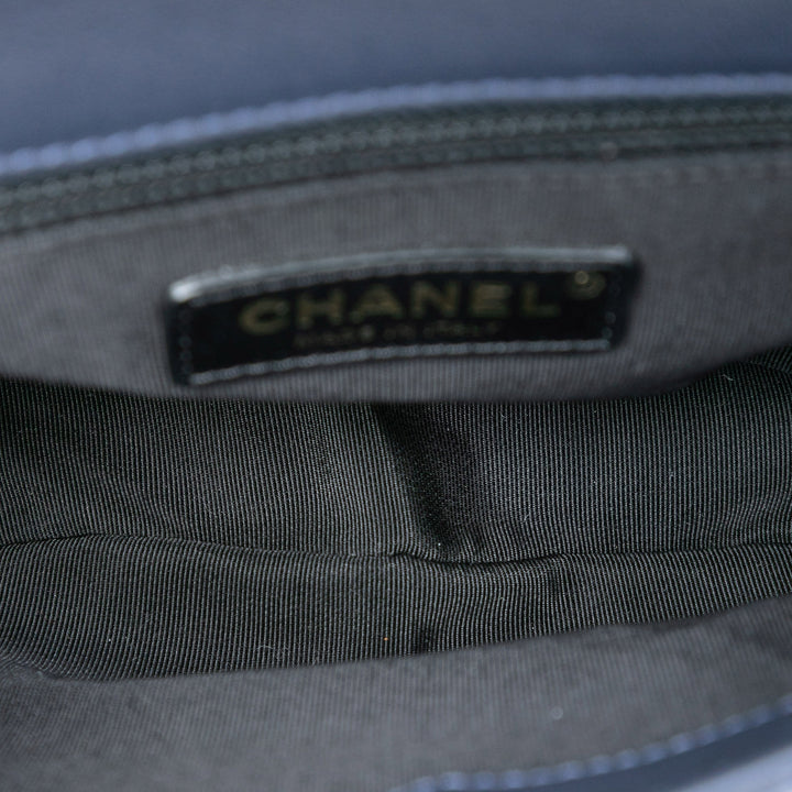 Chanel Small Matelassé Cuir d’agneau Chain Detail Saddle Sac