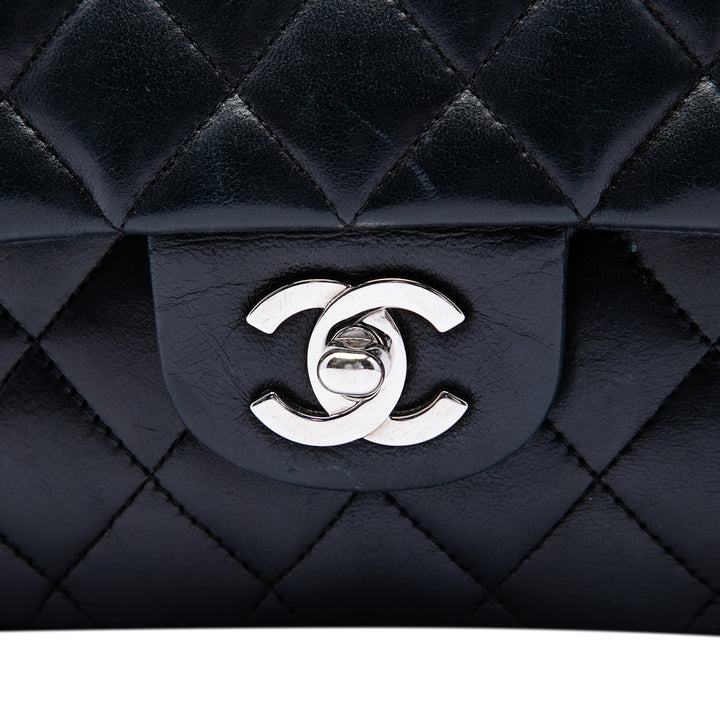 Chanel Classic Double rabat Moyen Cuir d'agneau Noir – vue 5 – GABY PARIS