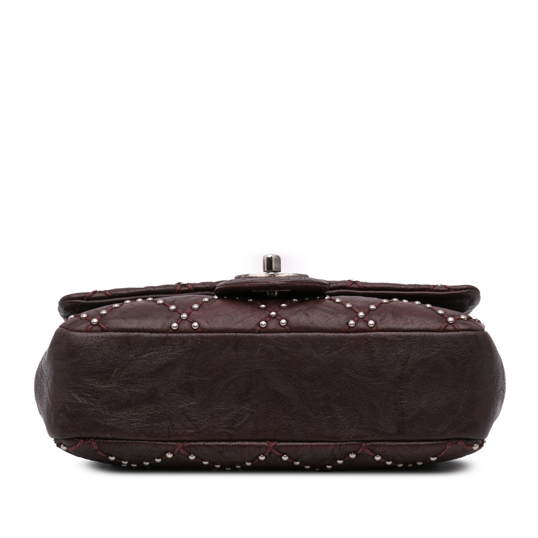 Washed Lambskin Studded Metal Beauty Flap Red - Gaby Paris
