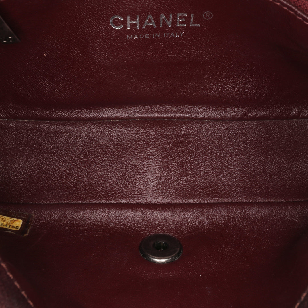 Washed Lambskin Studded Metal Beauty Flap Red - Gaby Paris
