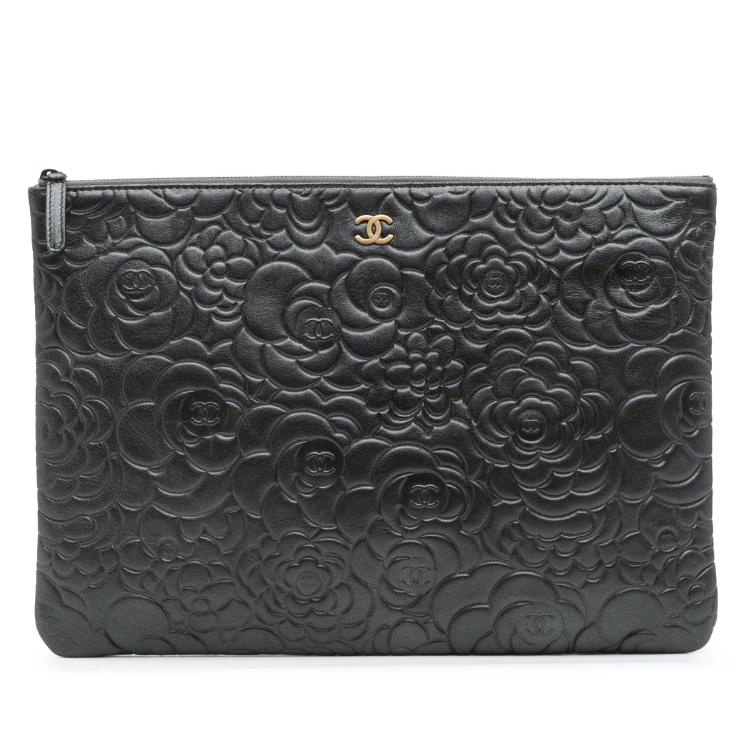 Chanel Large CC Embossed Cuir d’agneau Camellia O Étui Pochette Noir – GABY PARIS Authentique