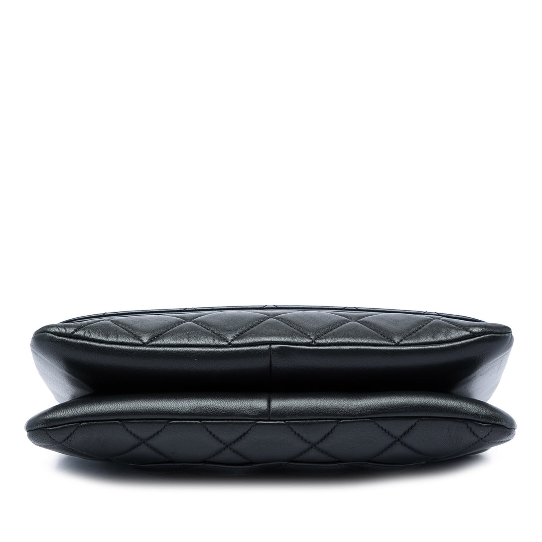 Chanel Trendy CC à rabat Moyen Cuir d'agneau Noir – vue 3 – GABY PARIS
