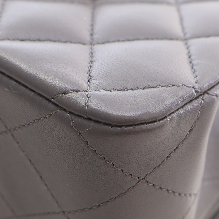 Chanel Classic Double rabat Moyen Cuir d'agneau
