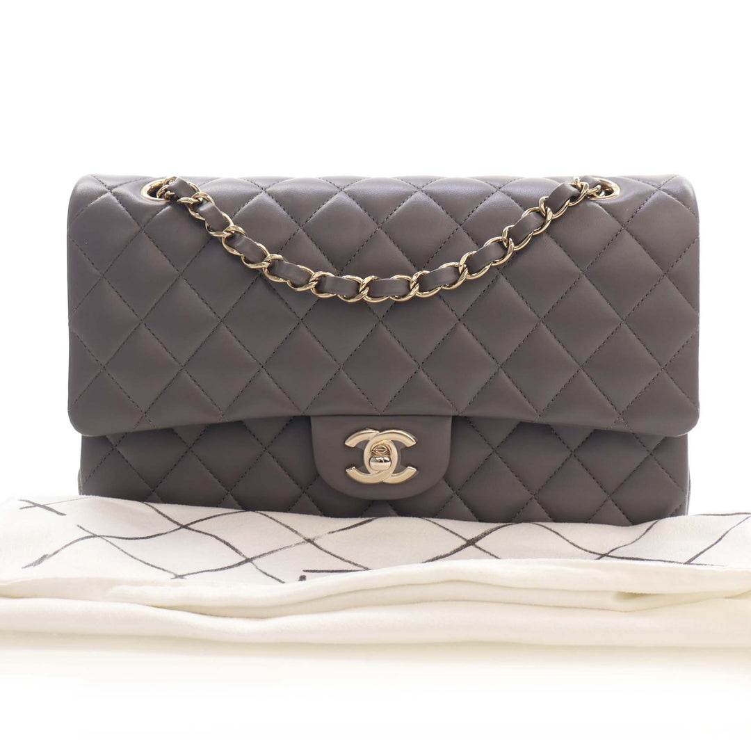 Chanel Classic Double rabat Moyen Cuir d'agneau