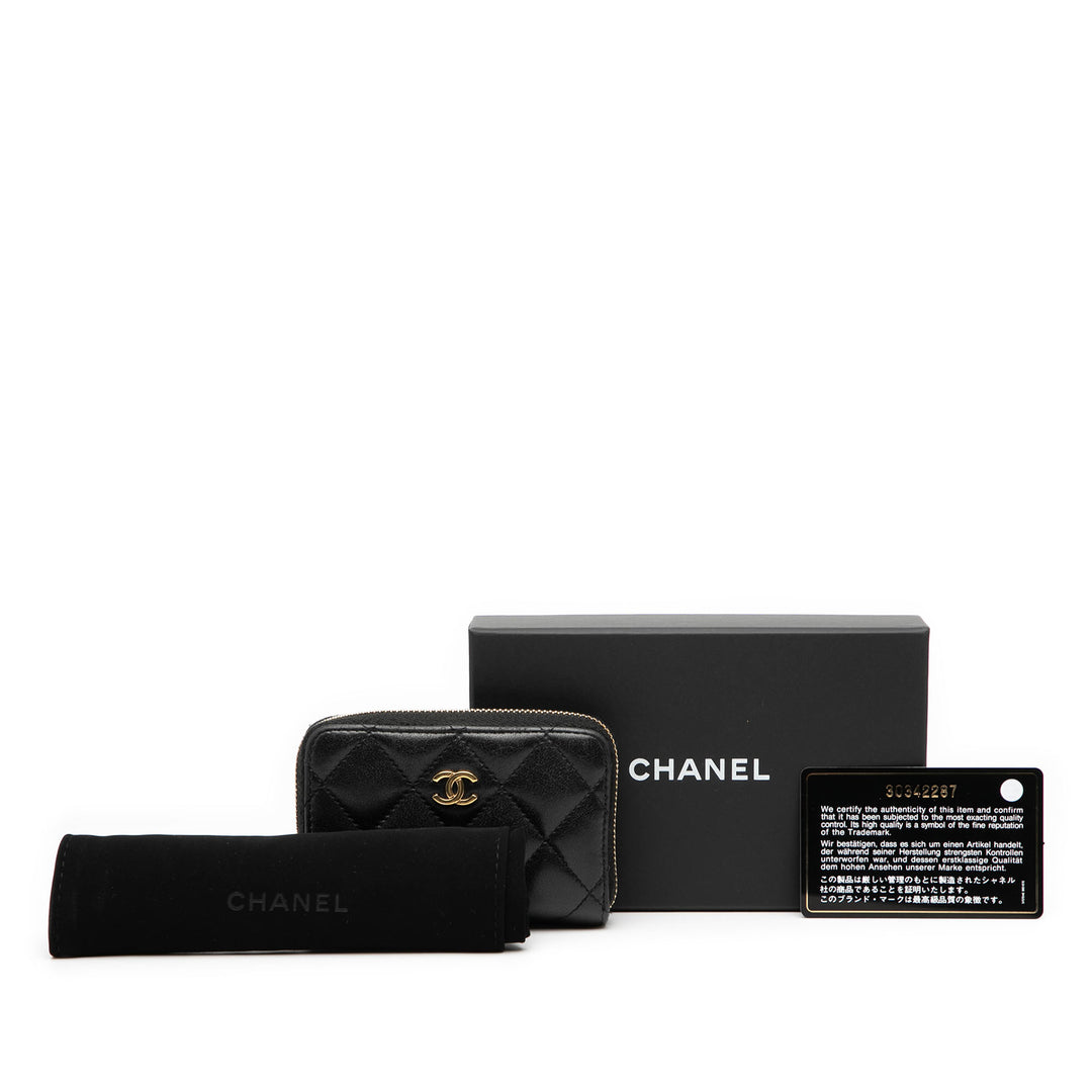 Chanel CC Matelassé Cuir de veau Zipped Coin Purse – GABY PARIS Authentique
