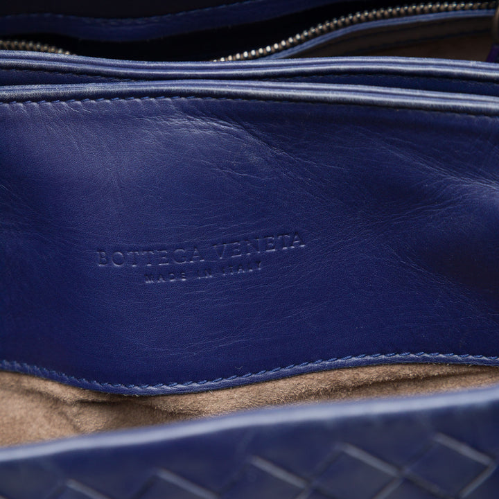 Bottega Veneta Sac à main Intrecciato Roma nappa Petit Bleu – vue 5 – GABY PARIS
