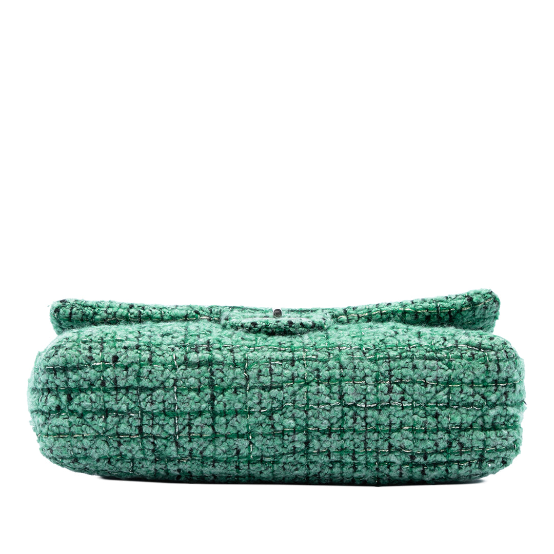 Chanel Matelassé Reissue 2.55 Easy Messenger à rabat Jumbo Tweed Vert – vue 3 – GABY PARIS