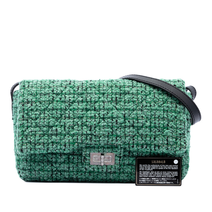 Chanel Matelassé Reissue 2.55 Easy Messenger à rabat Jumbo Tweed Vert – vue 7 – GABY PARIS