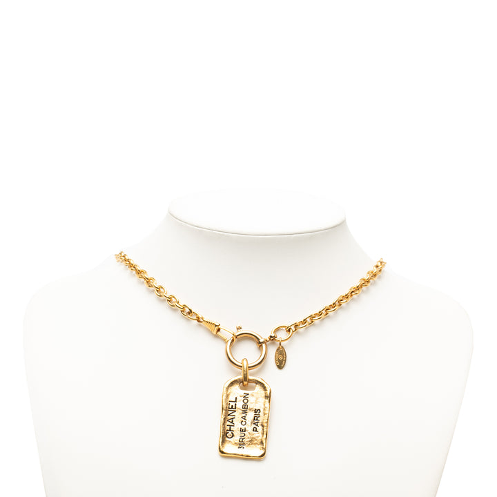 Chanel plaqué 31 Rue Cambon Plaque Pendant Collier