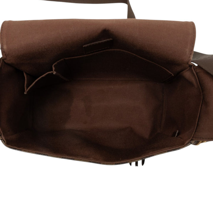 Louis Vuitton Melville Reporter Damier Ébène Marron – vue 4 – GABY PARIS