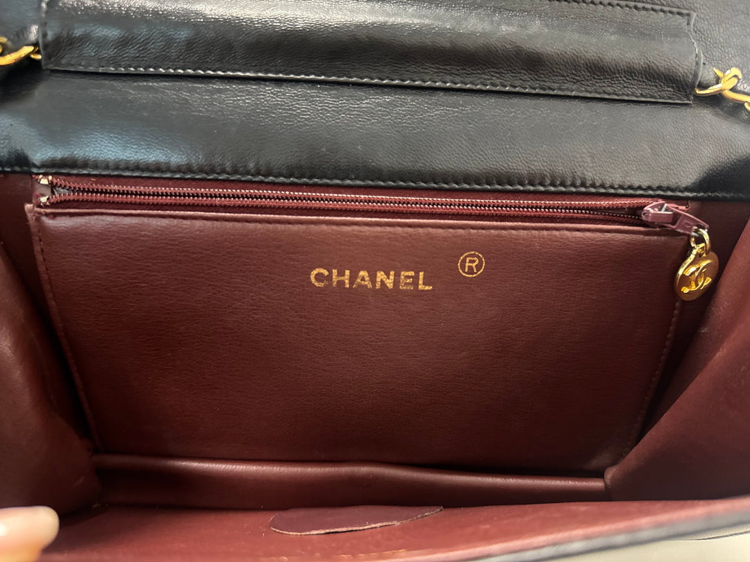 Chanel CC Vintage Cuir d’agneau Simple rabat