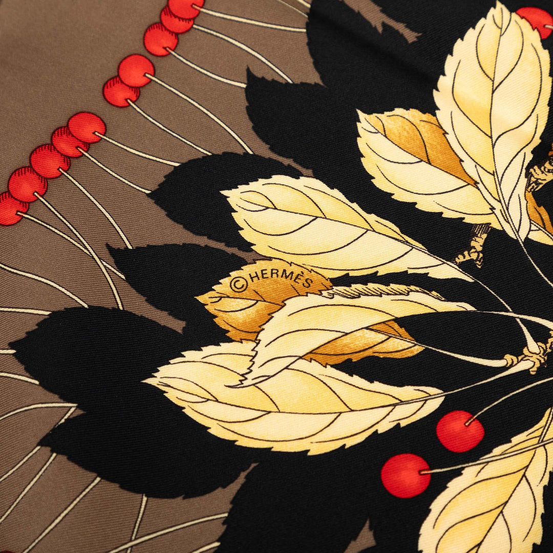 Hermès Les Merises Soie Foulard 90