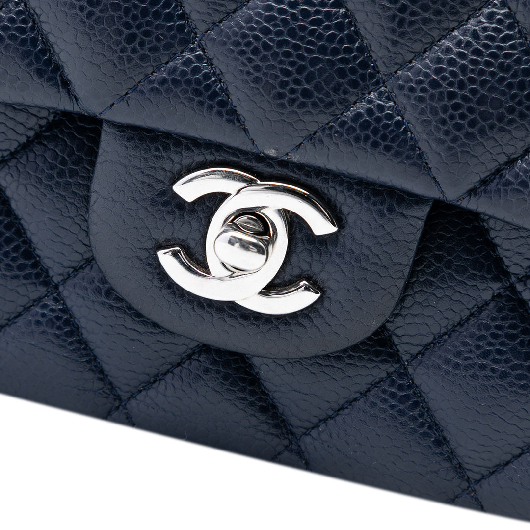 Chanel Medium Classic Caviar Double rabat