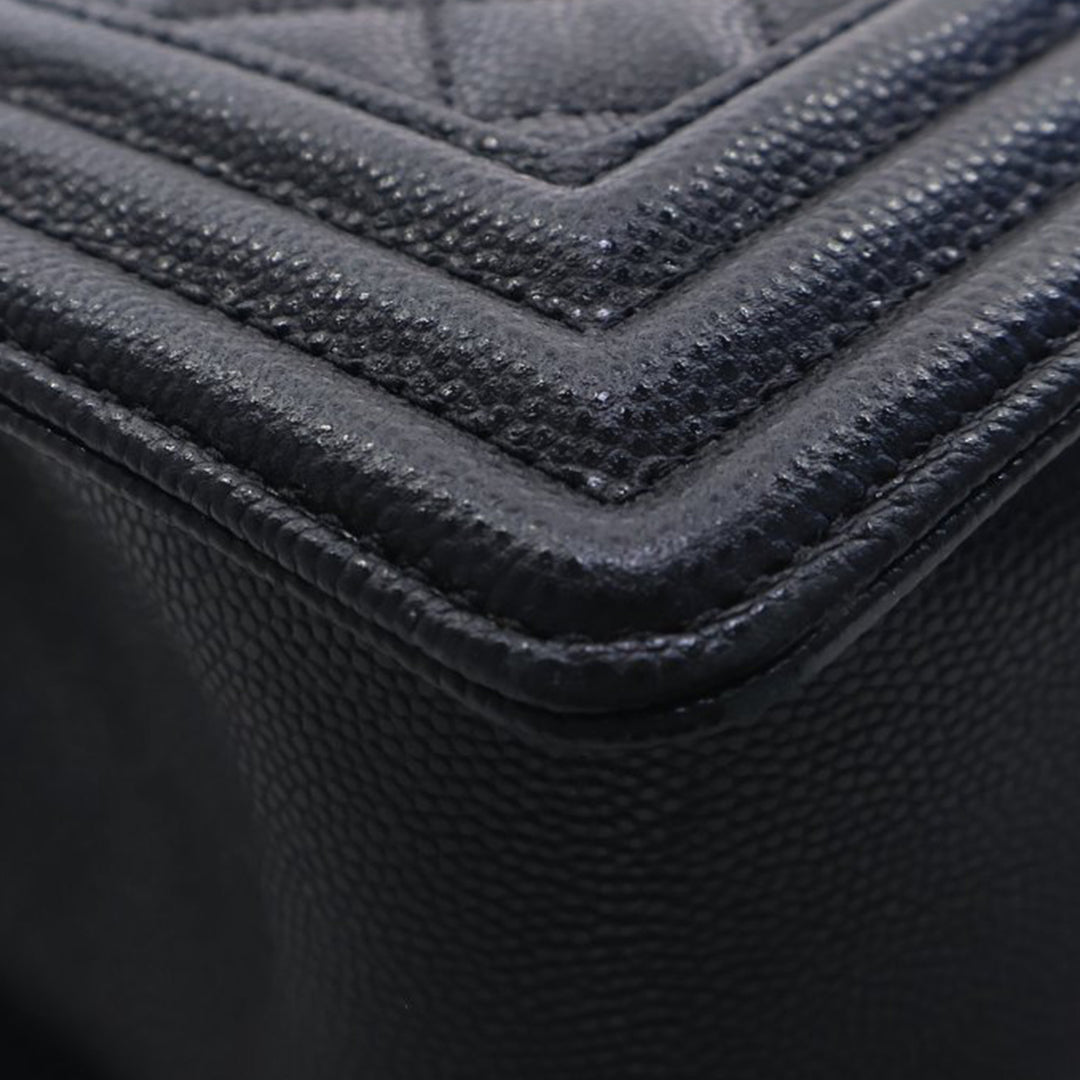Chanel Old Medium Matelassé Caviar Boy à rabat