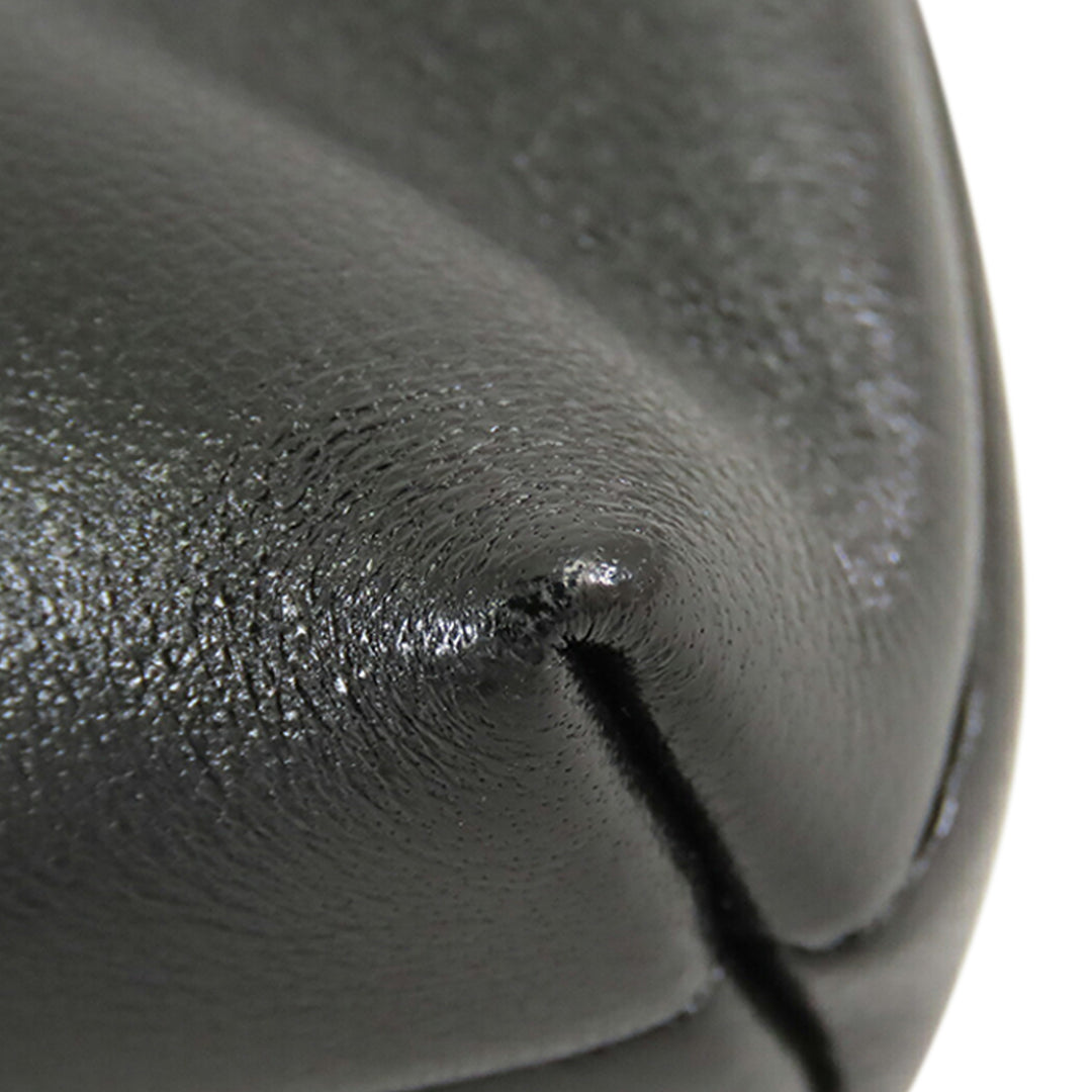 Chanel brillant Cuir d’agneau Perle Pochette avec chaîne