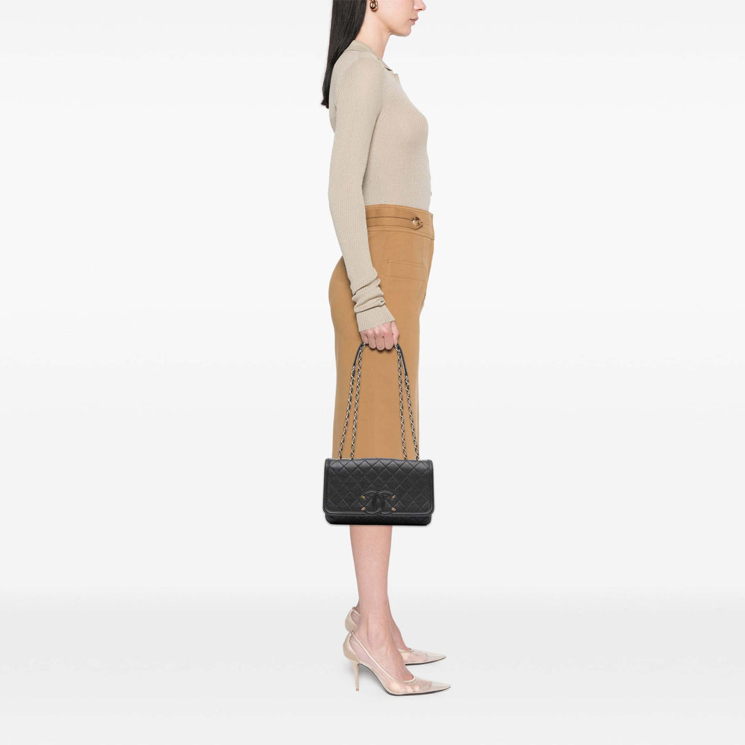 Chanel Medium Caviar CC Filigree Flap Noir – GABY PARIS Authentique