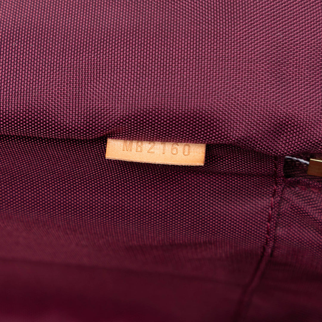 Louis Vuitton Monogram Vernis Pegase 45