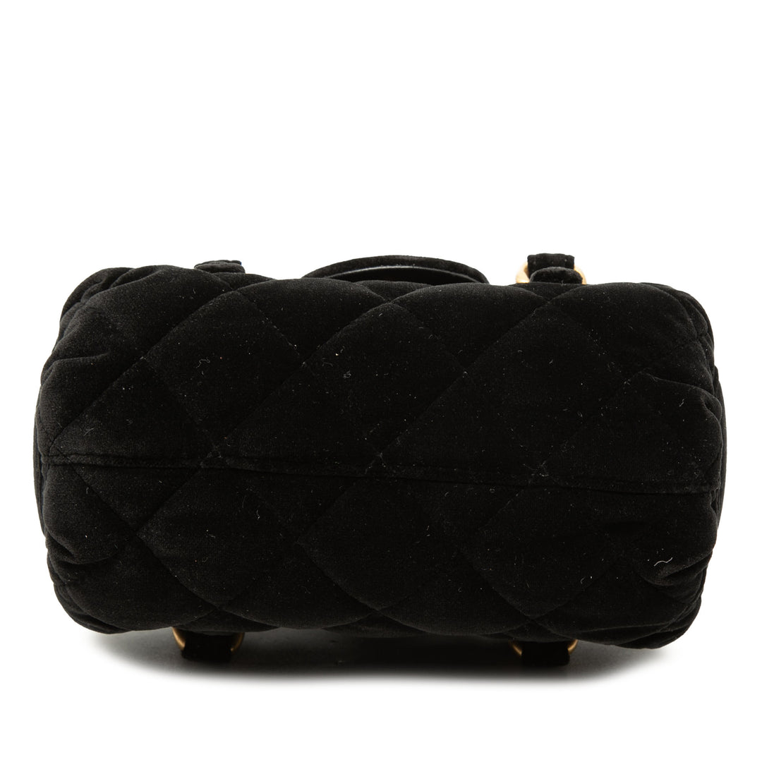 Chanel Mini Matelassé Velours anse supérieure à rabat
