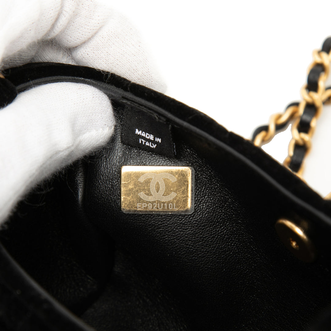 Chanel Mini Matelassé Velours anse supérieure à rabat
