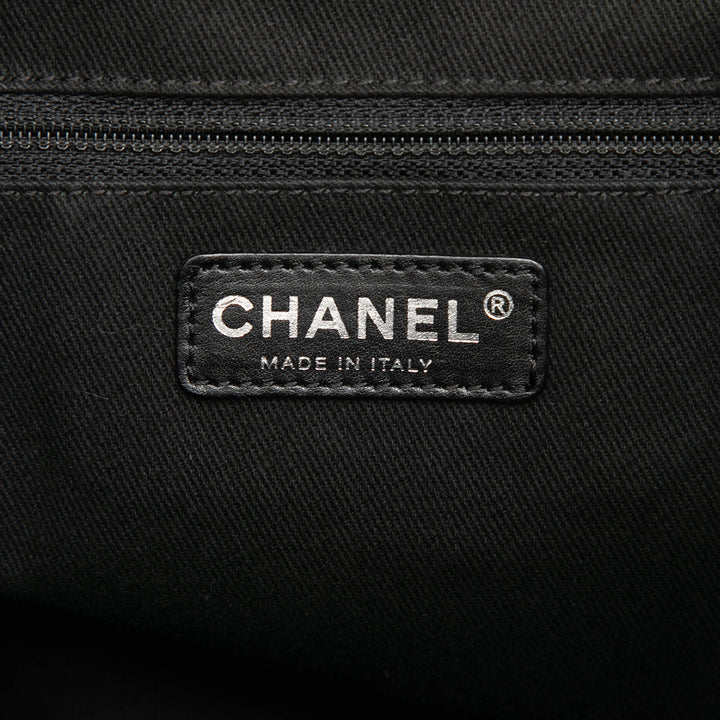 Chanel CC Matelassé Sloane Carré Cabas Cuir de veau Noir