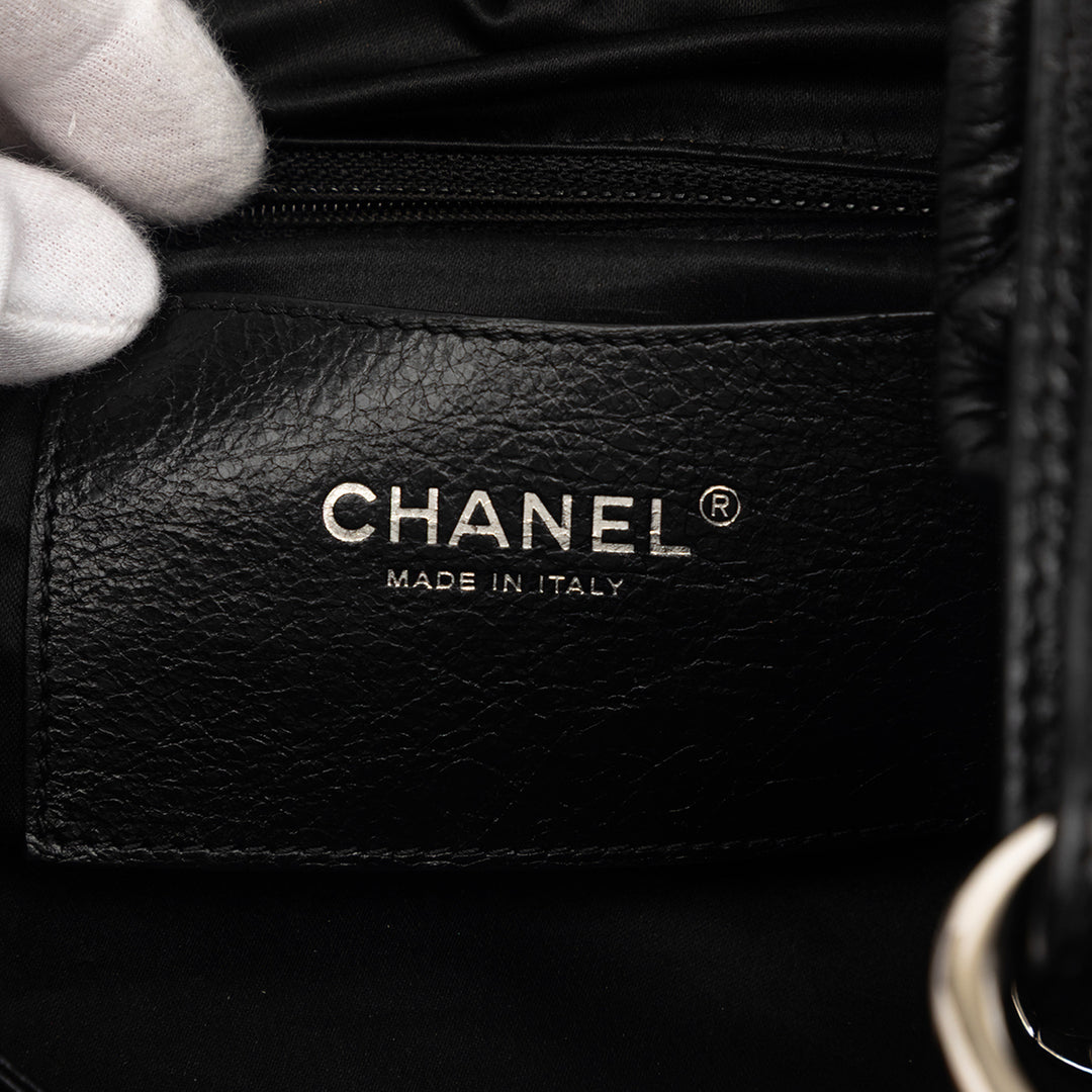Chanel Glacé On The Road Sac seau Cuir de veau