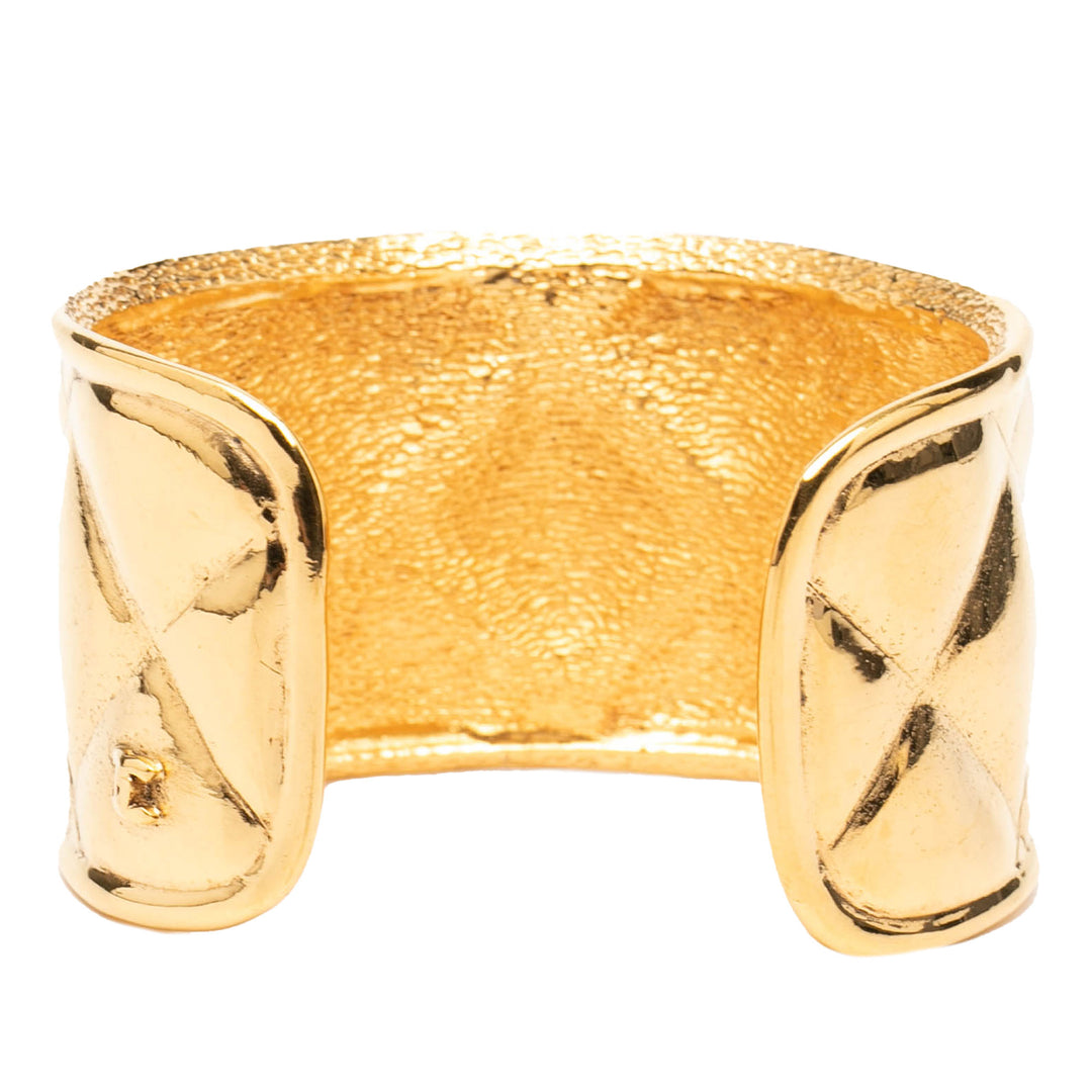 Chanel plaqué Matelassé Cuff Bracelet