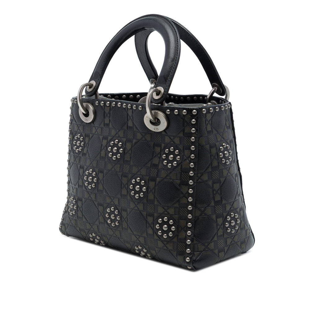 Dior Lady Dior Cannage embossé Flower clouté Souple Moyen Cuir de veau Noir – vue 2 – GABY PARIS