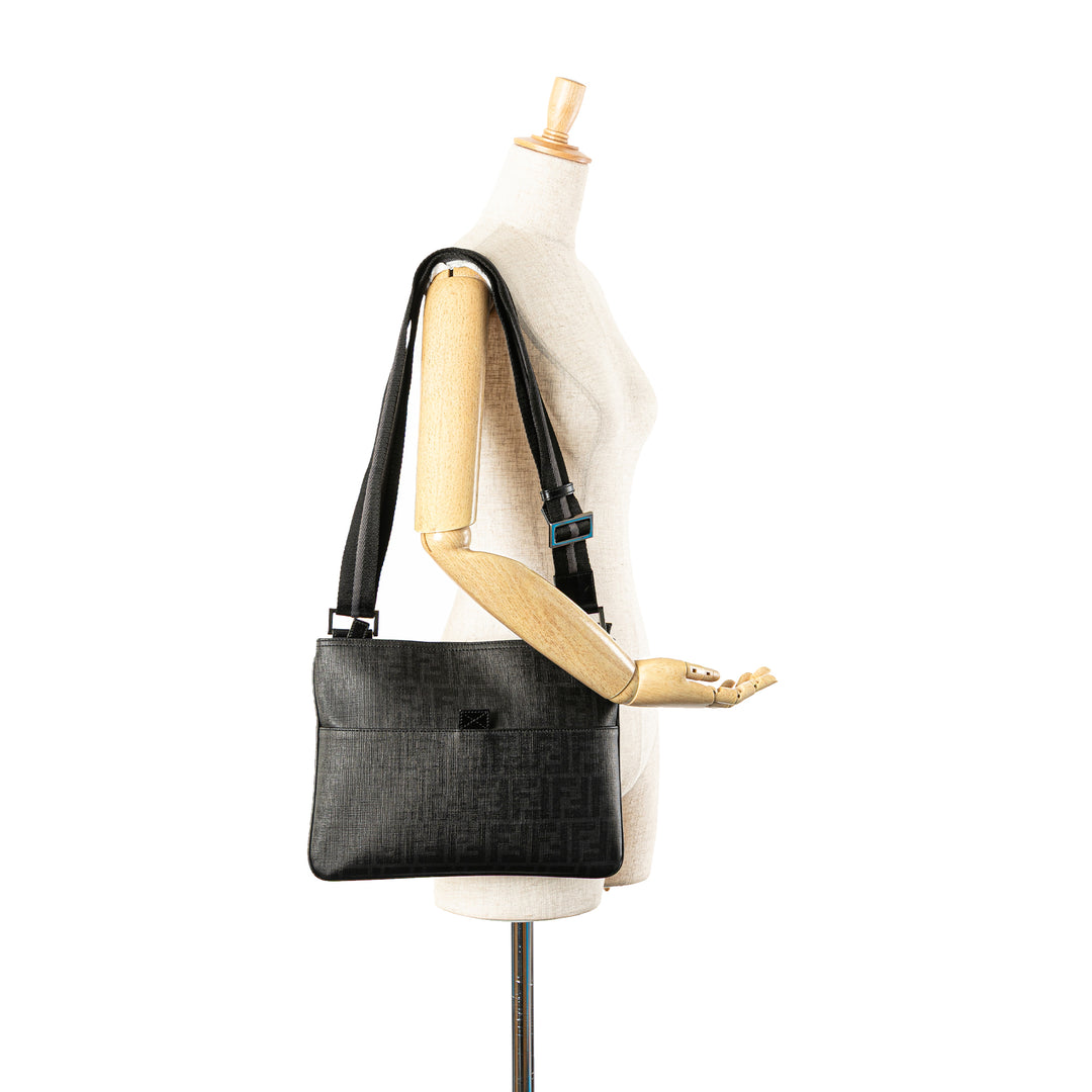 Fendi Sac bandoulière Zucca Toile enduite Noir – vue 13 – GABY PARIS