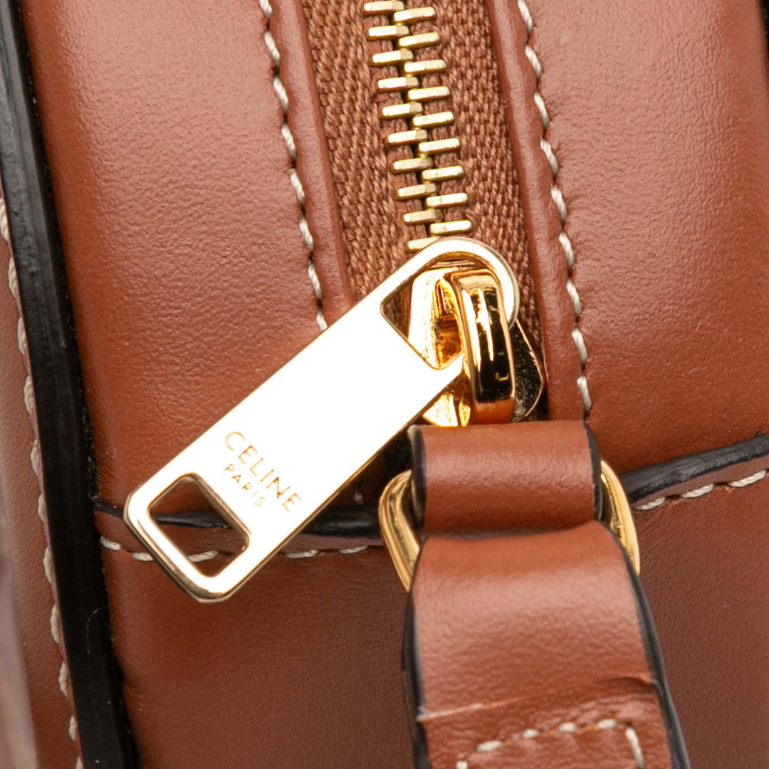 Celine Small Cuir de veau Cuir Triomphe Oval Sac porté croisé