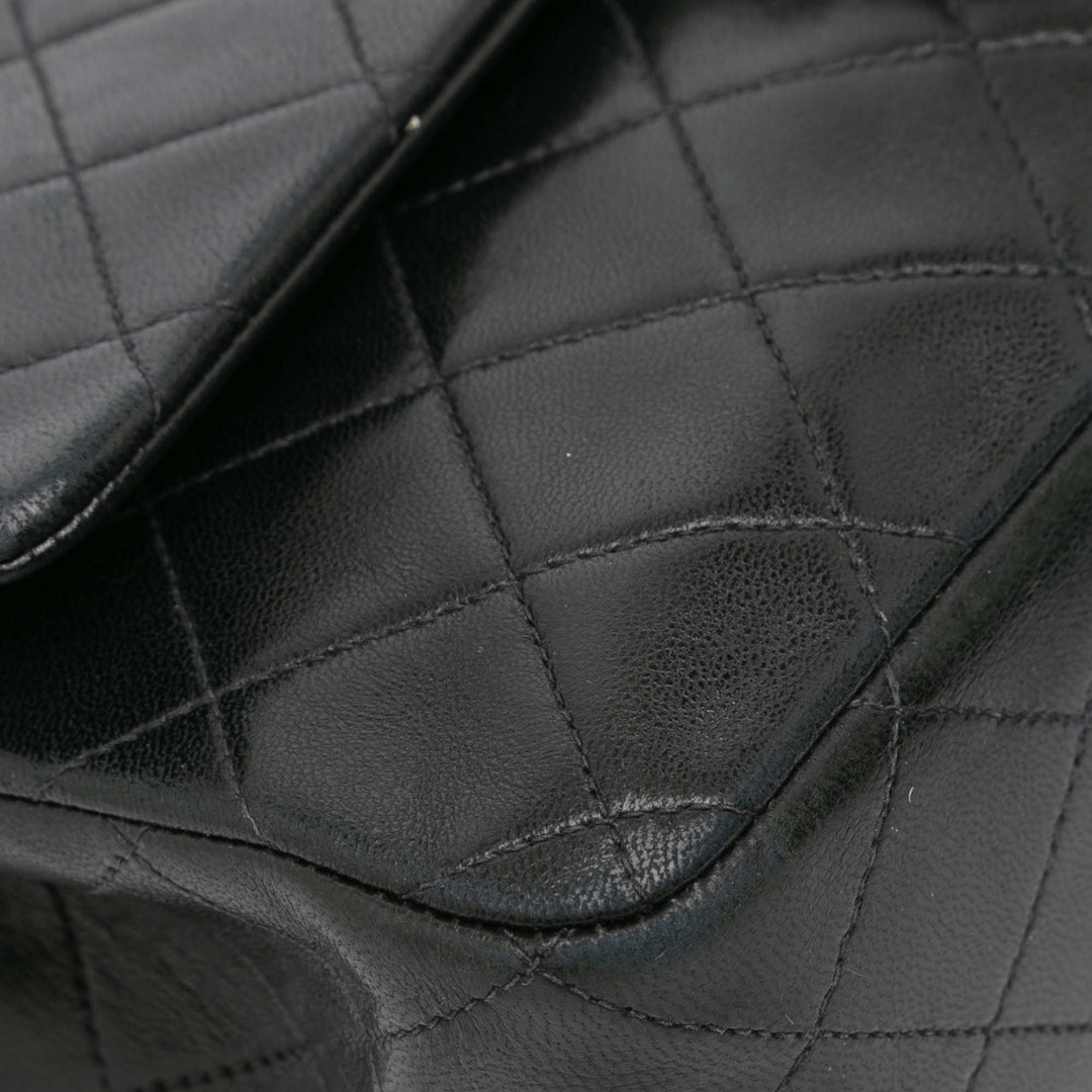 Chanel Medium Classic Cuir d’agneau Double rabat Noir